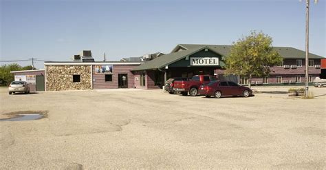 galley hotel webster sd  Day County Inn & Suites